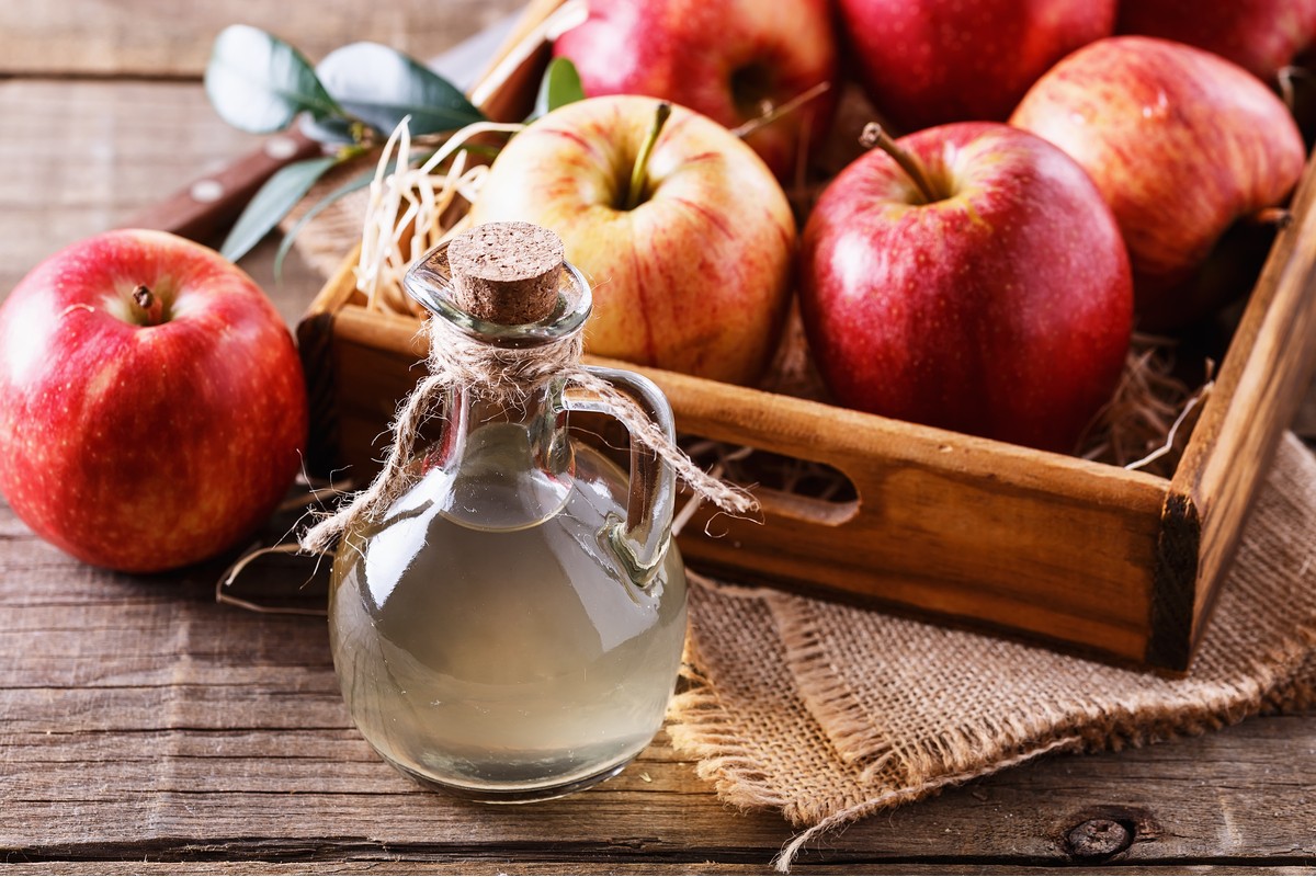 12 Gründe regelmäßig Apfelessig zu trinken|Apfelessig gegen Sodbrennen