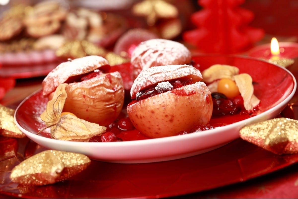 Aromatische Backäpfel mit Wein und Cranberrys