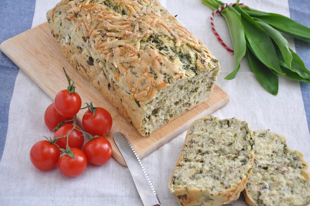 Aromatisches Bärlauchbrot aus Hefeteig backen