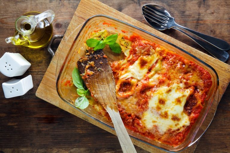 Lasagne mit Hackfleisch, Hüttenkäse - Lasagne ohne Bechamel