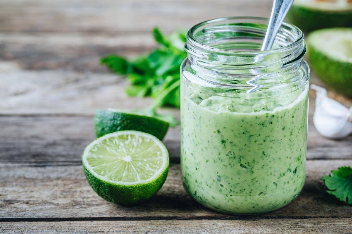 Avocadodip mit Limettensaft