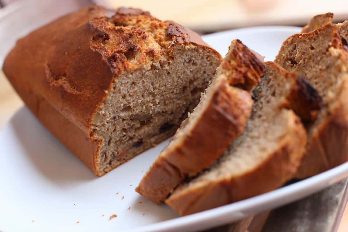 Bananenbrot mit Nüssen