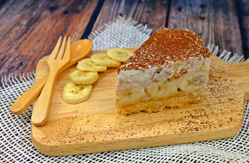 Bananentorte ohne Backen – Leckeres Torten Rezept mit Keksboden