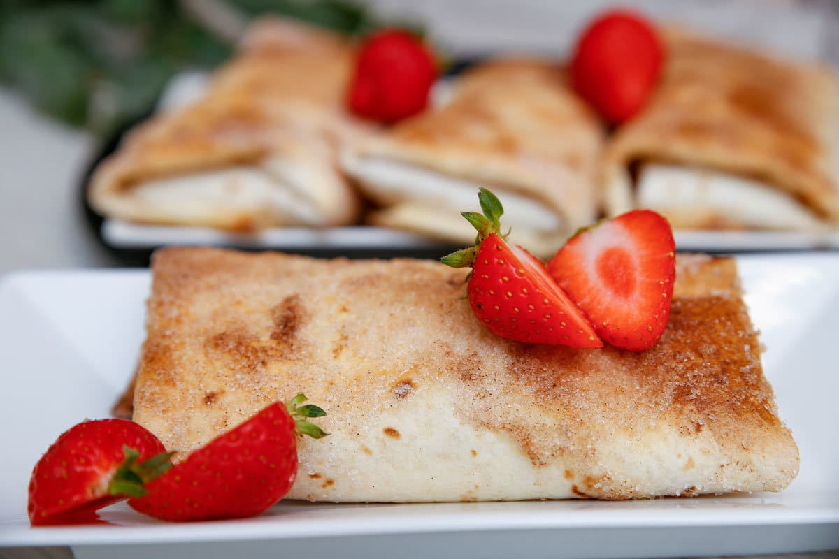 Chimichanga Rollen mit Erdbeeren und Quark