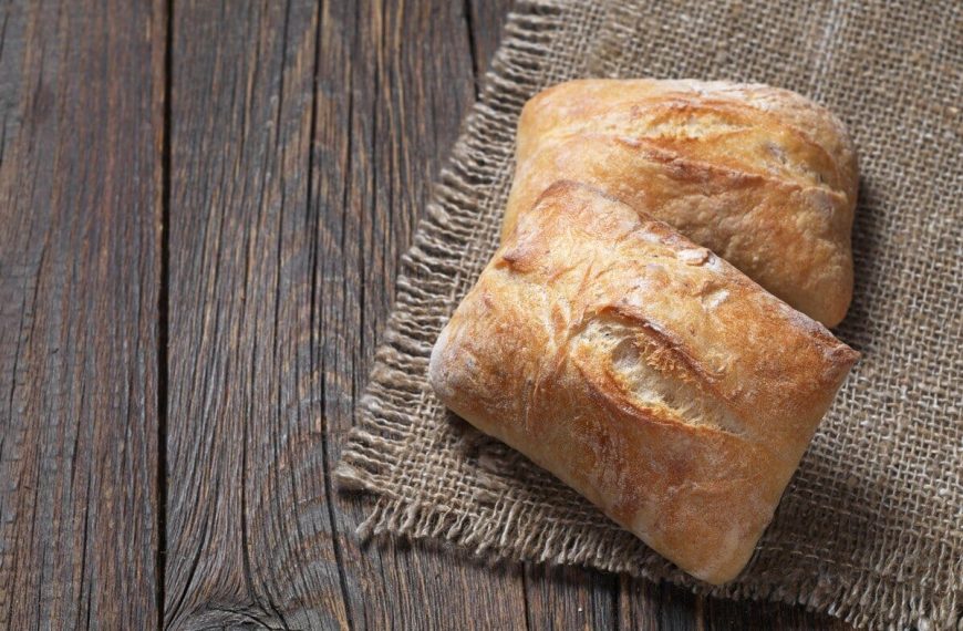 Ciabatta Brötchen mit Sauerteig – Brötchen selber backen