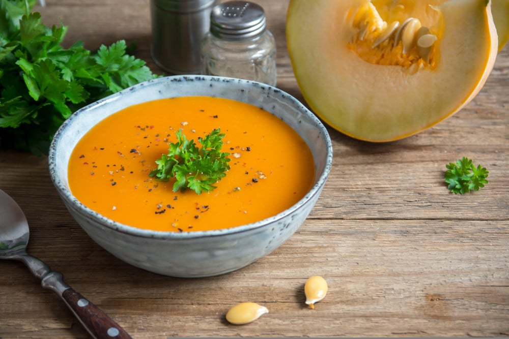 Cremige Kürbissuppe mit Karotten