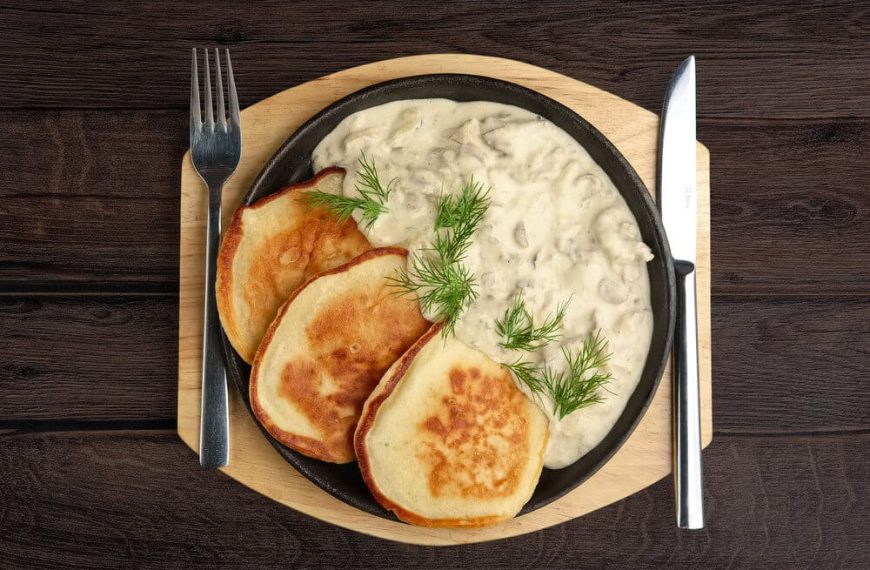 Cremige Steinpilzsoße mit Muskatnuss und Sojasauce