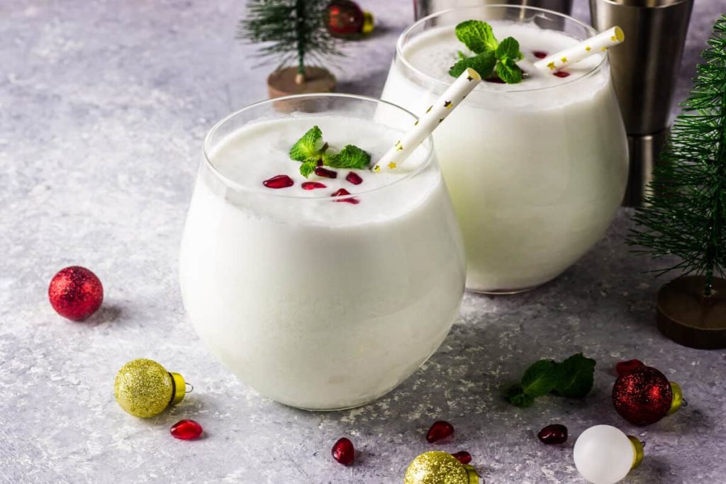 Cremiger Mojito mit Kokosmilch und Rum zur Silvesterparty