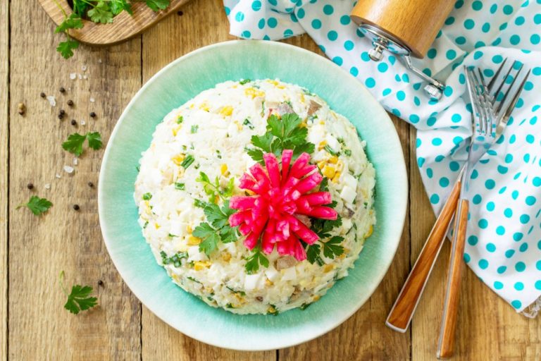 Eiersalat mit Mais, Champignons und Miracel Whip