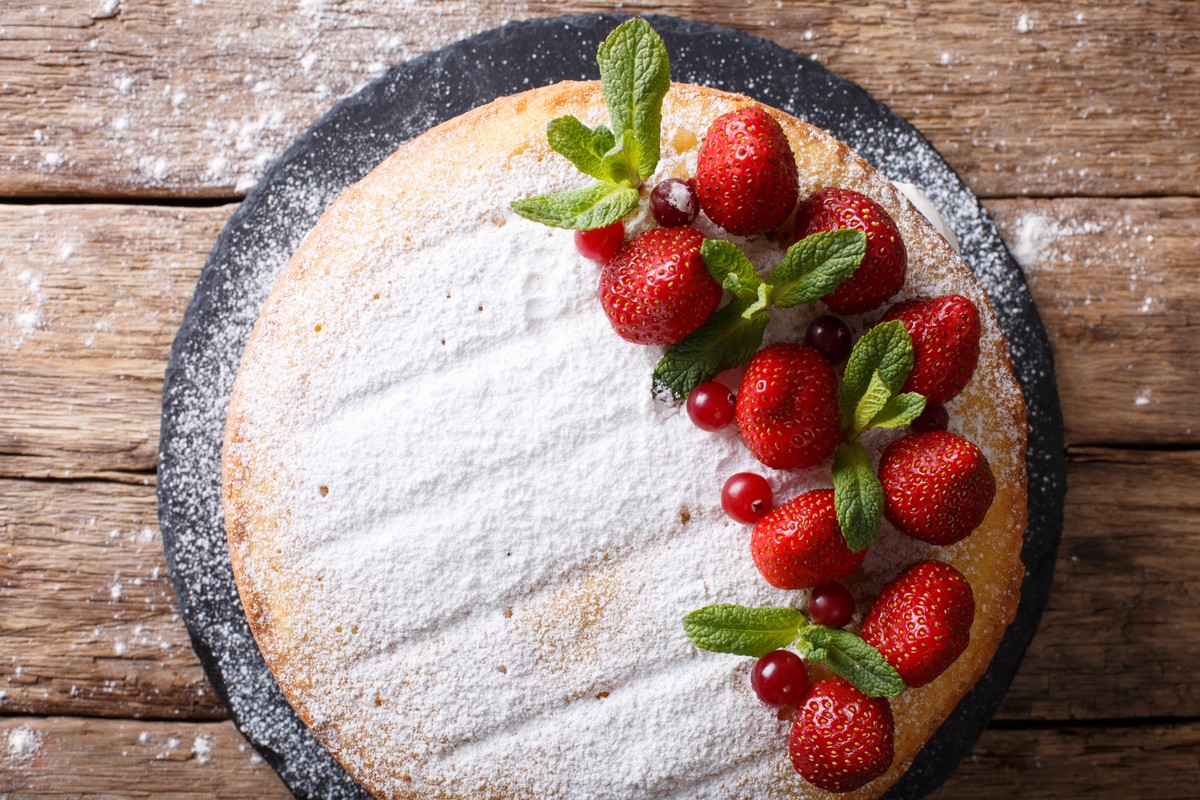 Einfacher Kuchen aus Eiscreme – Schnelles Backrezept