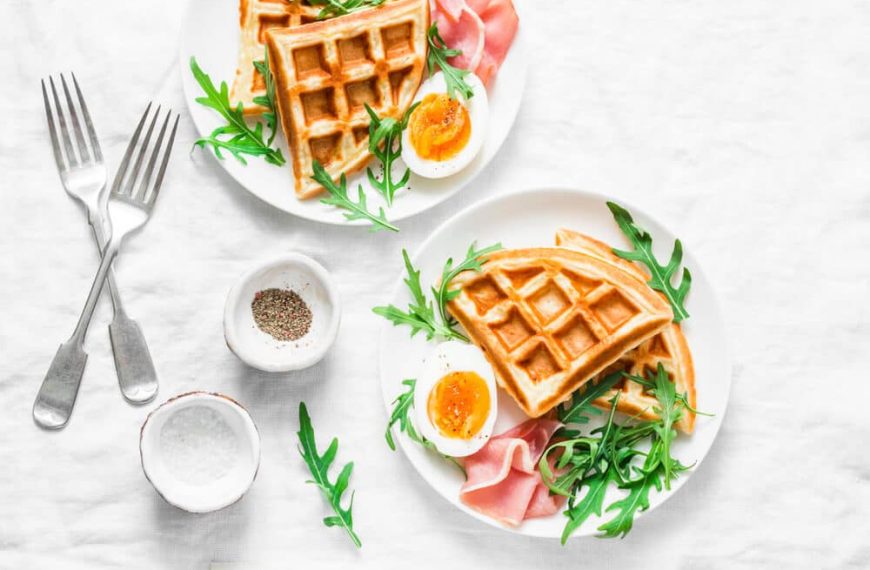 Einfacher Waffelteig für herzhafte Waffeln – Osterbrunch