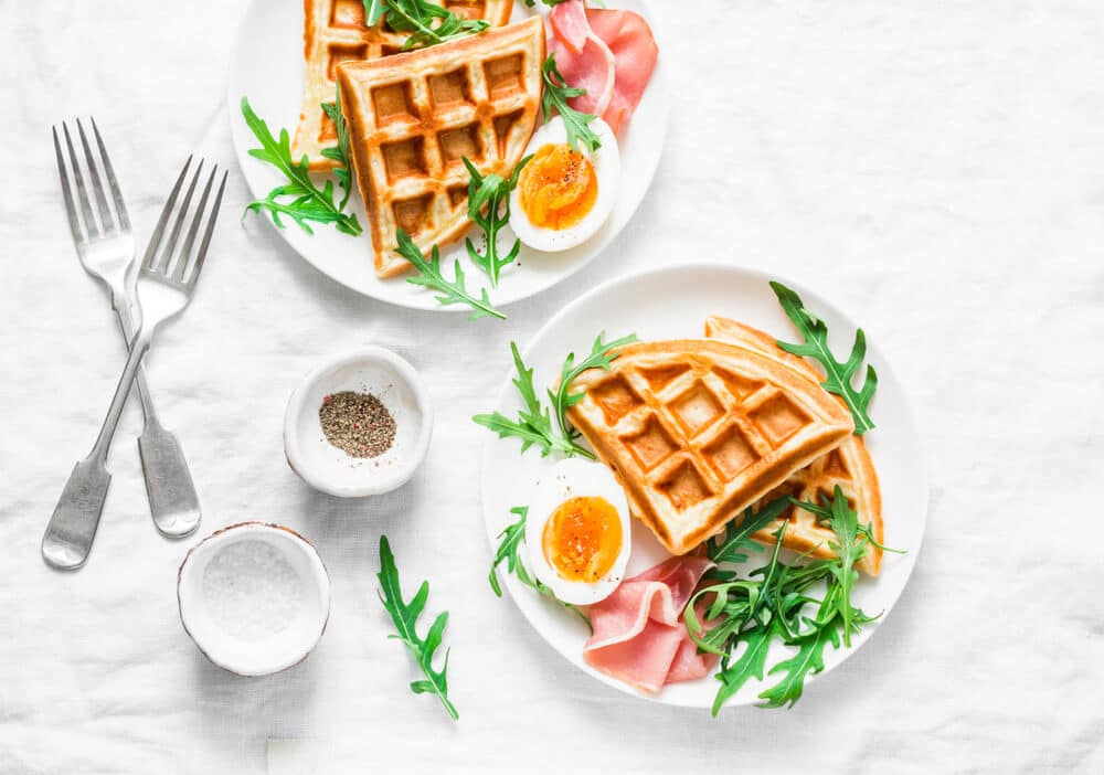 Einfacher Waffelteig für herzhafte Waffeln - Osterbrunch