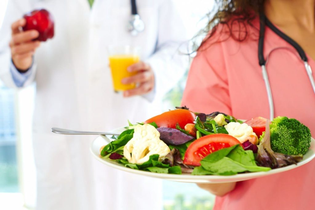 Einfluss deiner Ernährung auf die Immunität|Was-ist-eine-gute-Ernaehrung|Nahrungsmittelunvertraeglichkeit|Wie-die-Ernaehrung-die-Immunitaet-beeinflusst