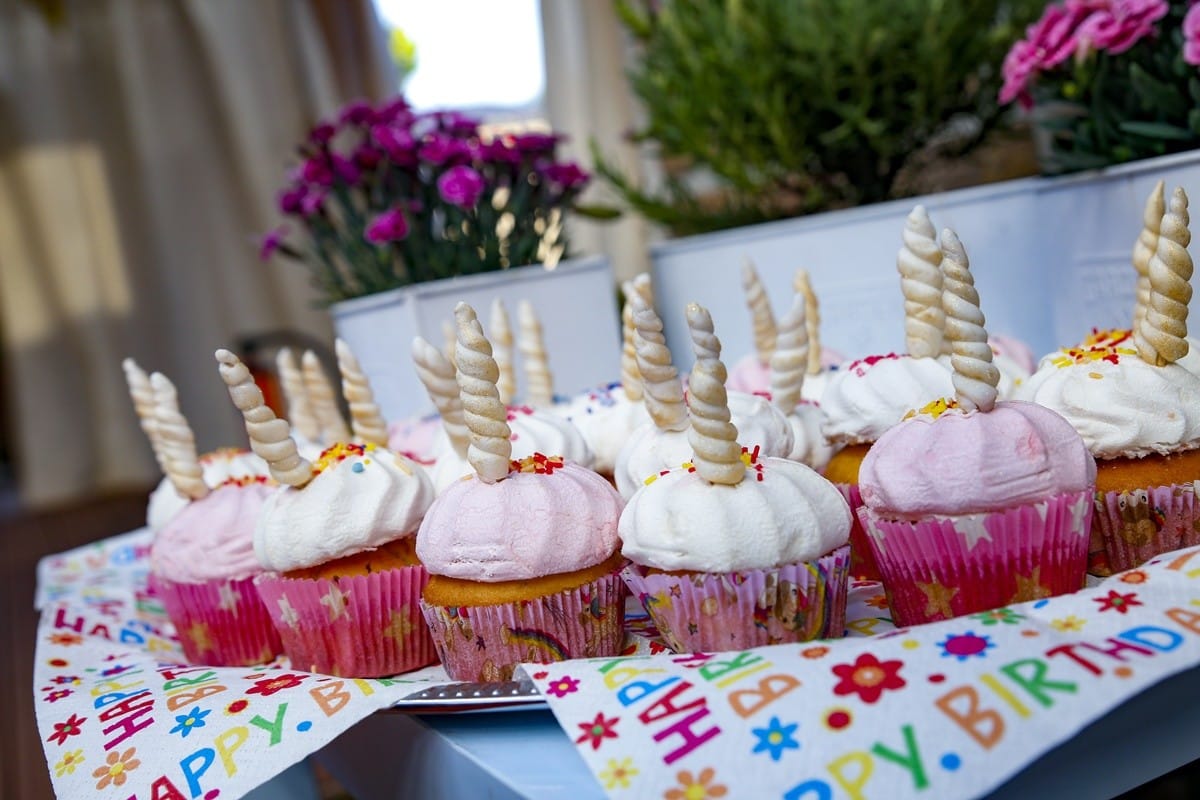 Einhorn Muffins für Kindergeburtstag