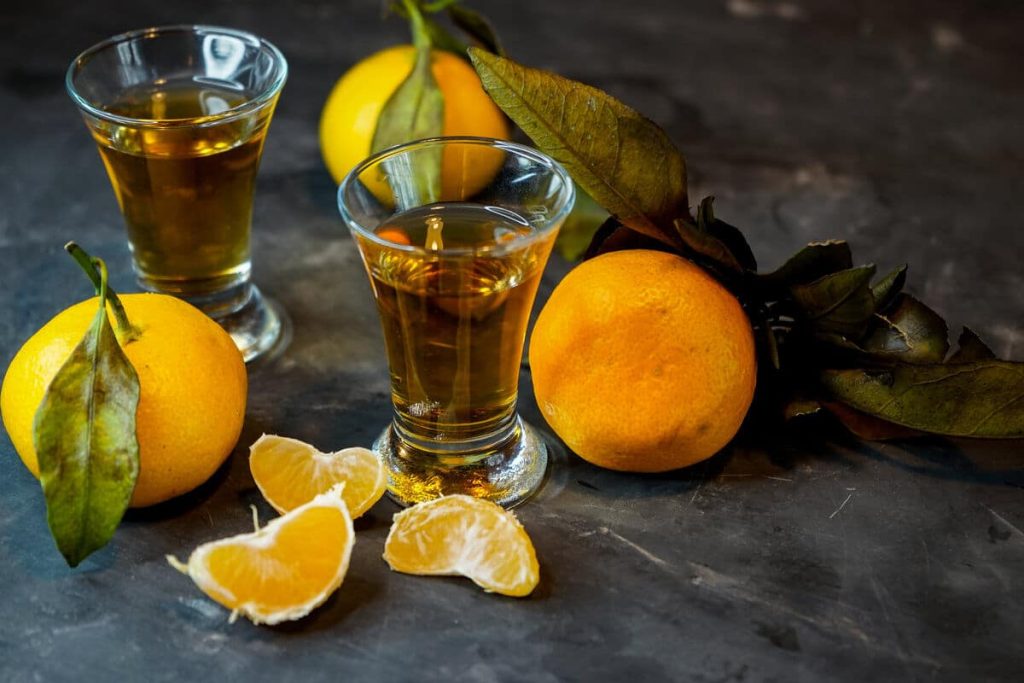 Einzigartiger Mandarinenlikör mit Rum