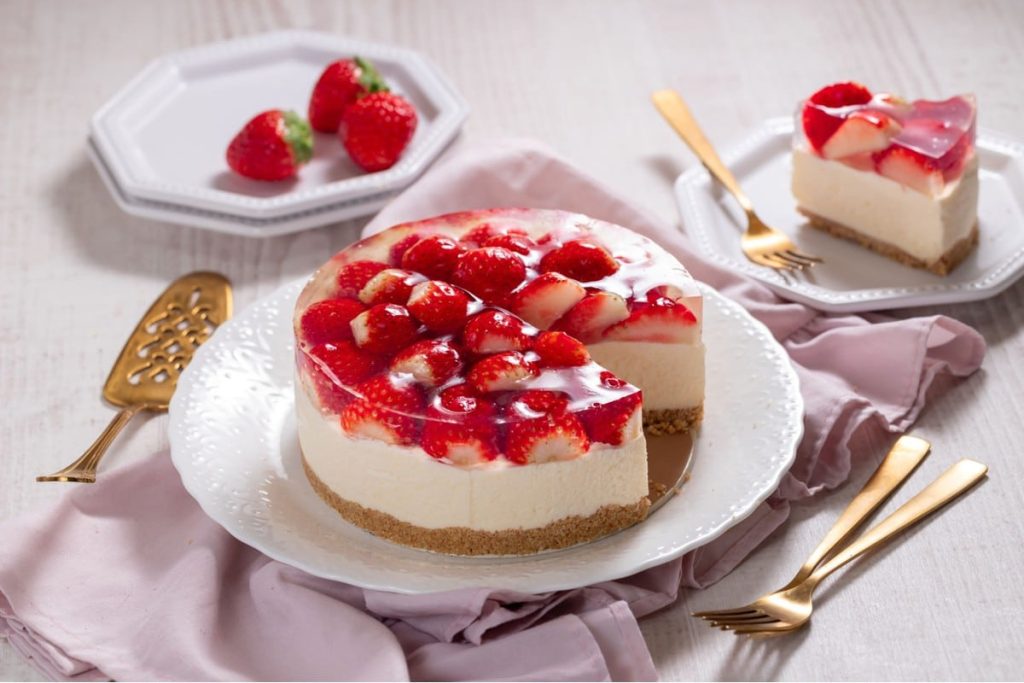 Erdbeer Cheesecake mit Keksboden ohne Backen