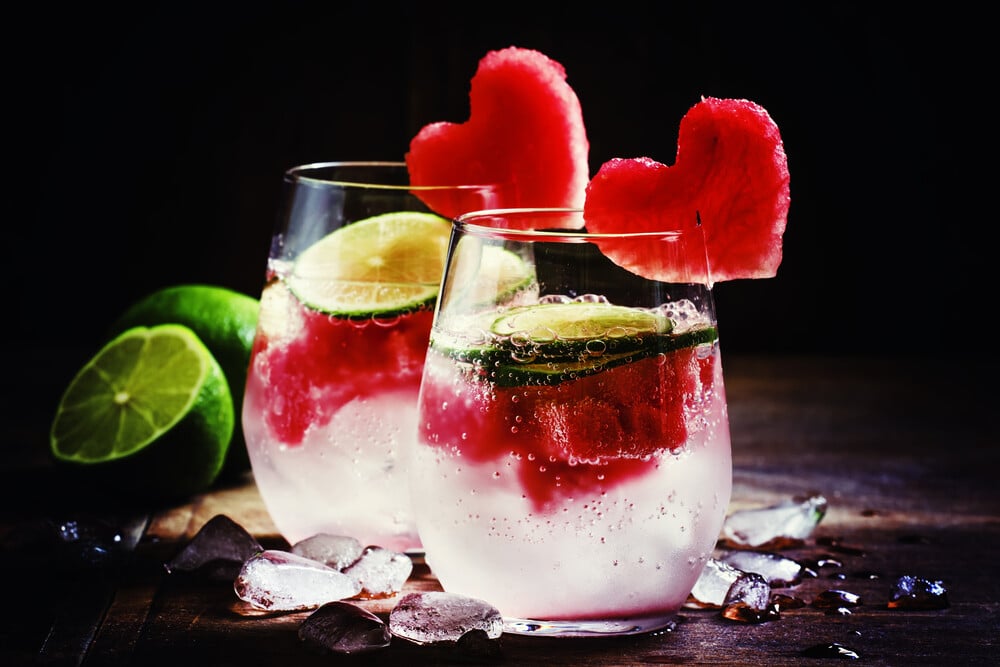 Erfrischende Wassermelonen Limonade mit Limette und Minze