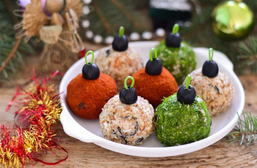 Fingerfood Rezept mit Frischkäse, Nüssen und Käse