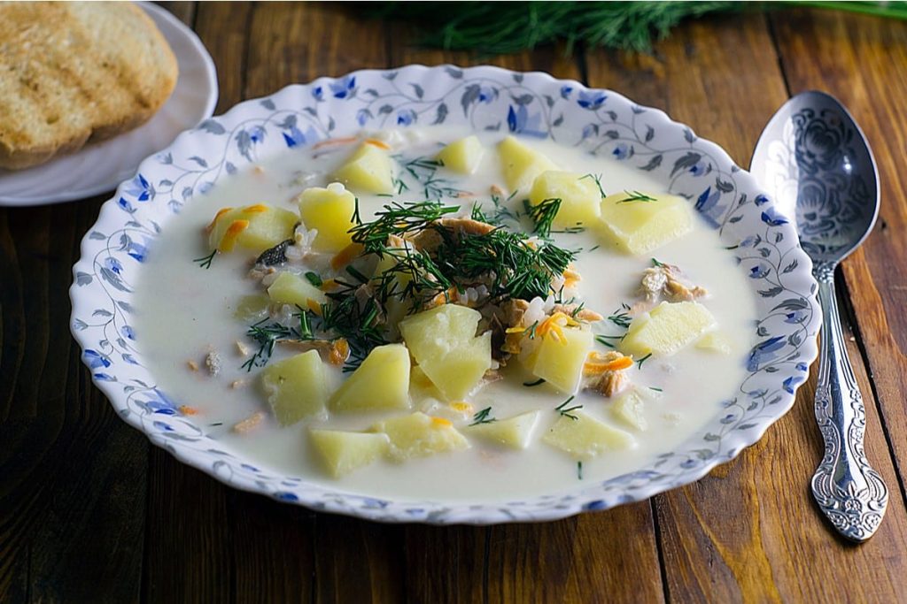 Fischsuppe mit Kabeljau