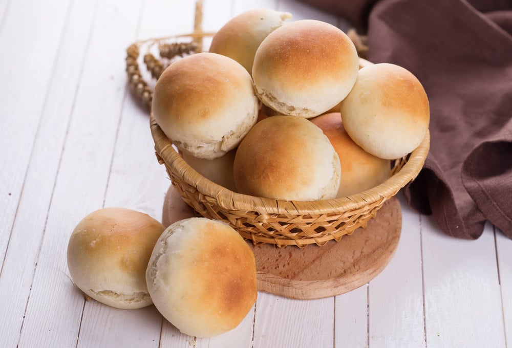 Fluffige Brötchen ohne Eier mit Joghurt