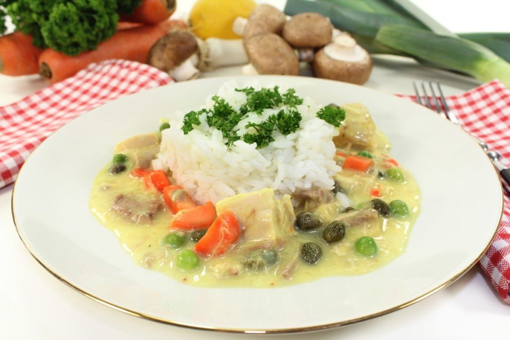 Französisches Frikassee mit Hähnchenbrust