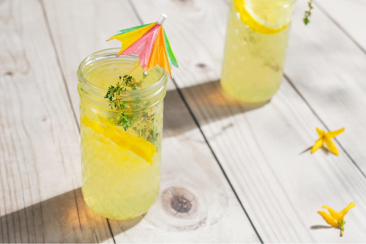 Frische Zitronenlimonade selber machen