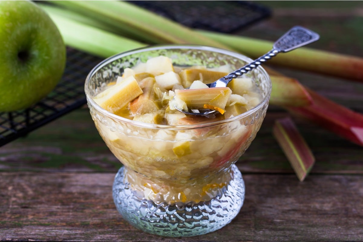 Fruchtige Rhabarber Marmelade mit Apfel und Vanille