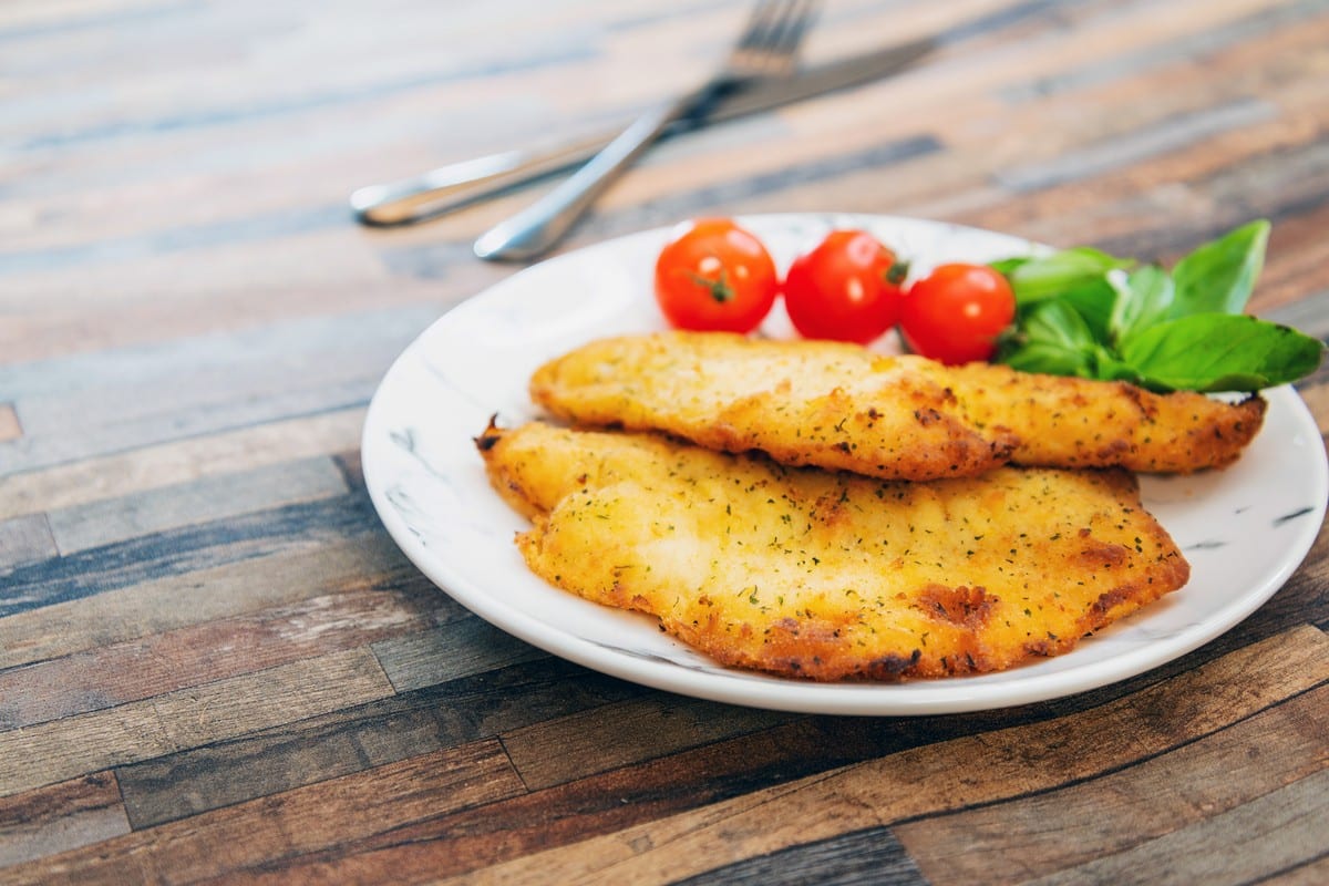 Gebackene Flunder in einer Parmesan Panade aus dem Ofen