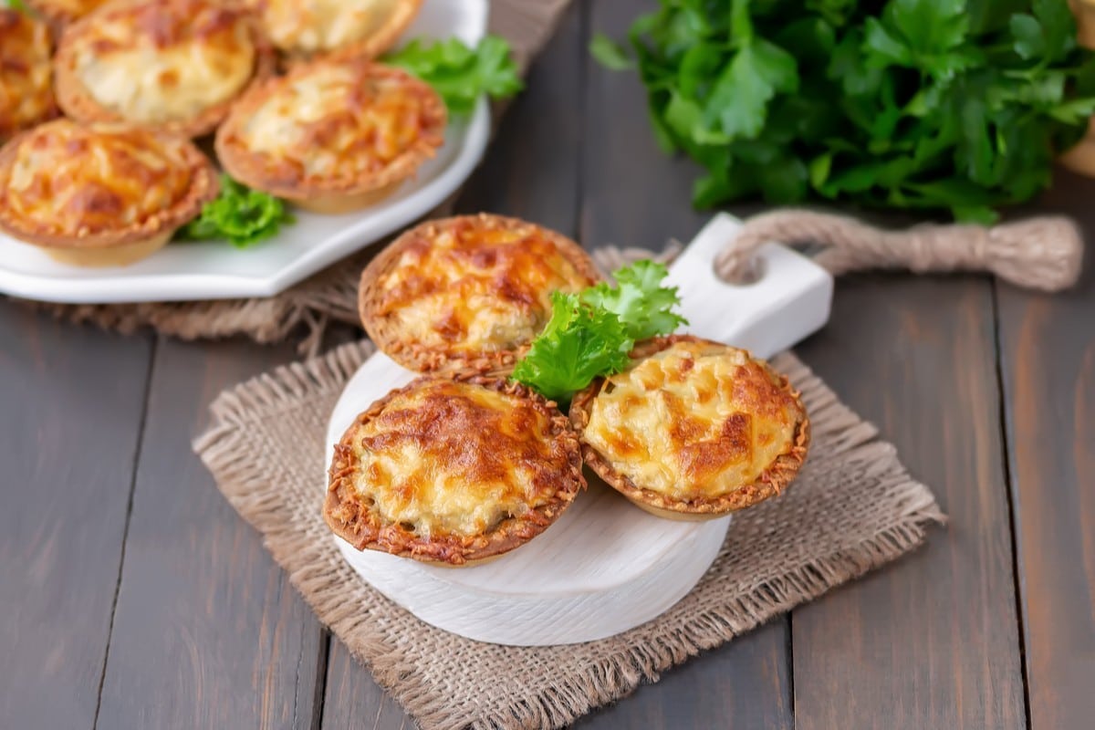 Gebackene Tartelettes mit Champignons