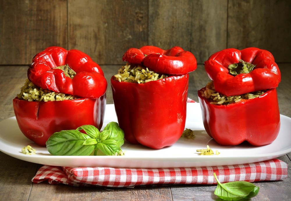 Gefüllte Paprika mit Reis und Feta aus dem Backofen