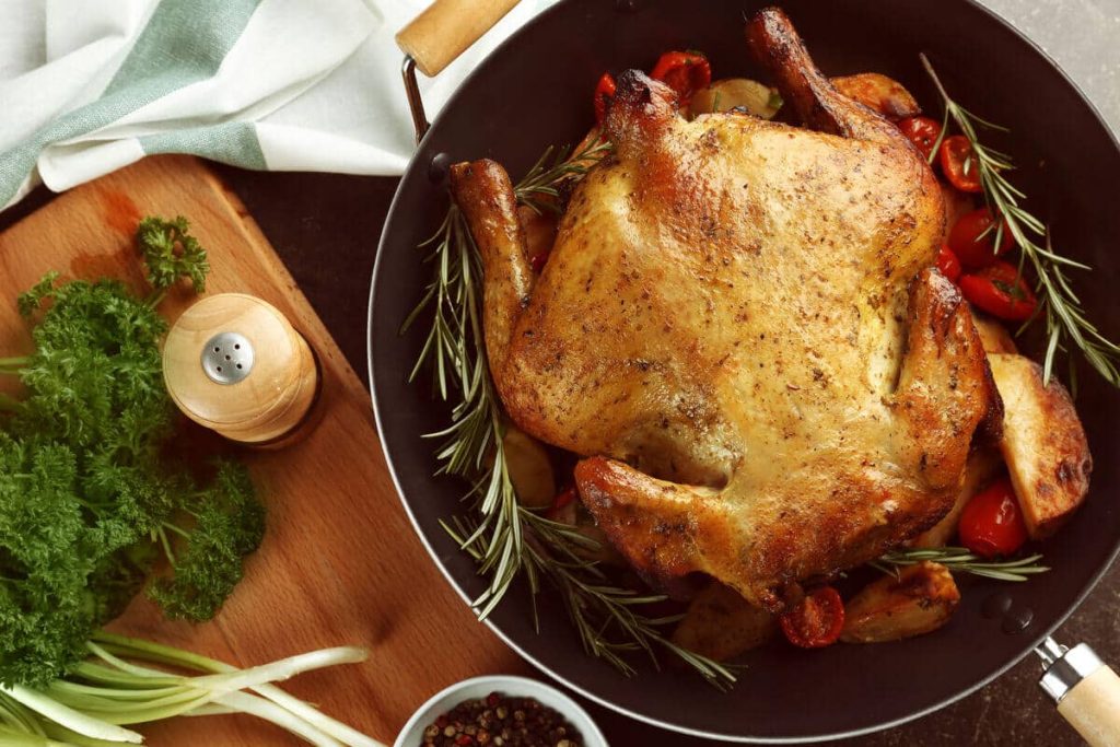 Gefülltes Brathähnchen mit Feta Käse und getrockneten Tomaten