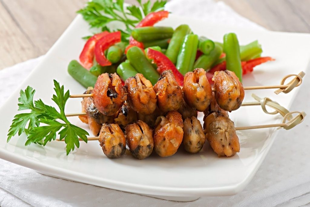 Gegrillte Hähnchenkeulen mit BBQ-Sauce