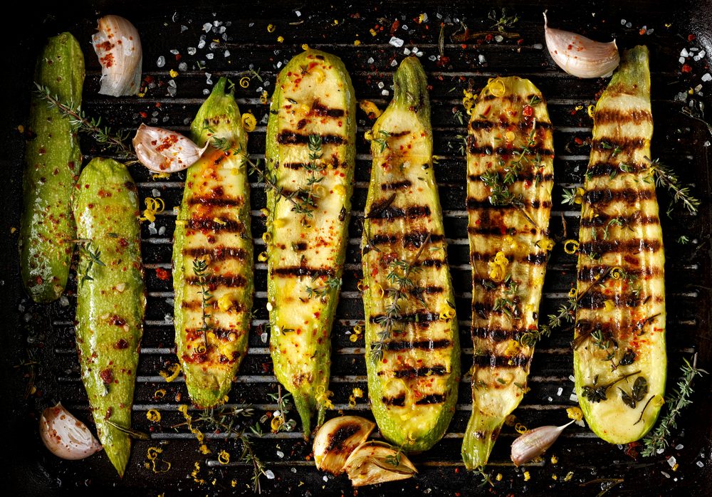 Gegrillte Zucchini in Kräutermarinade | Gemüse lecker grillen