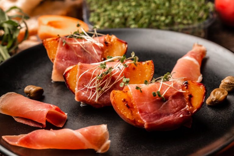 Gegrillte aromatische Kartoffeln mit Knoblauch
