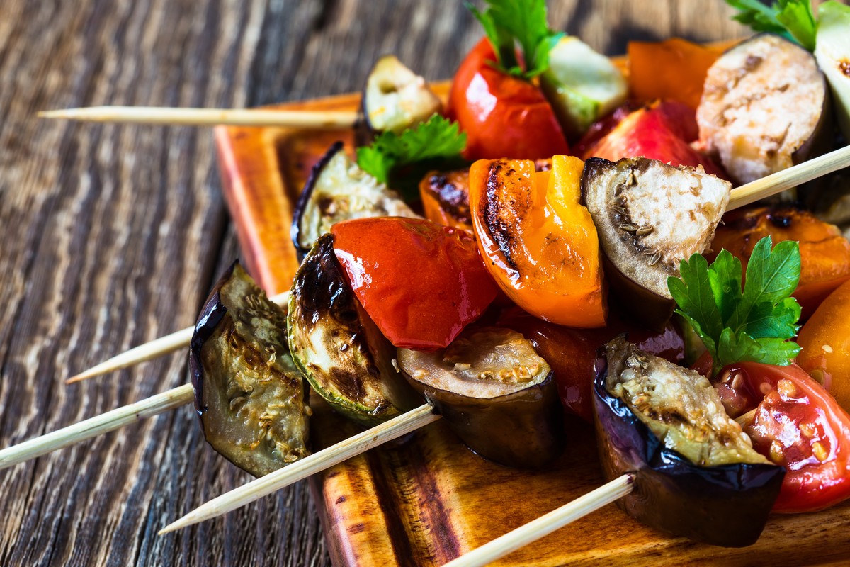 Gemüsespieße mit Aubergine