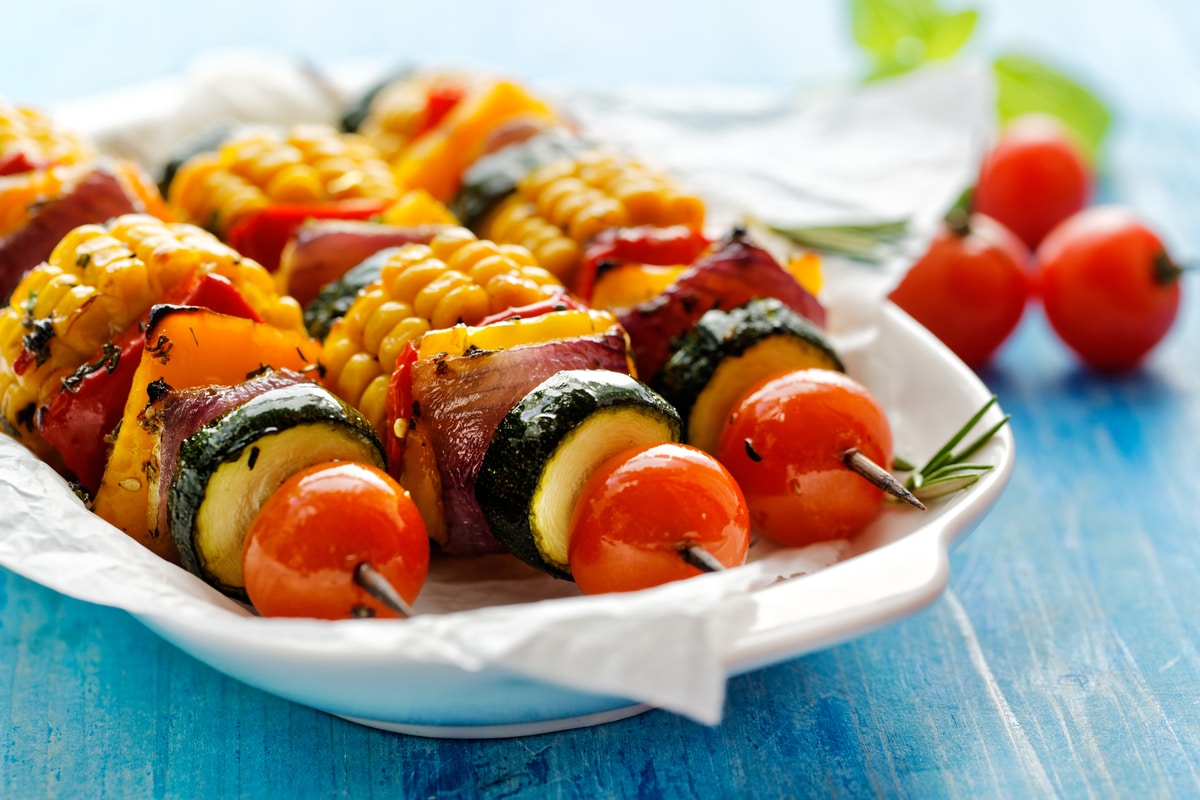 Gemüsespieße vom Grill mit Kräuter Zitronen Marinade