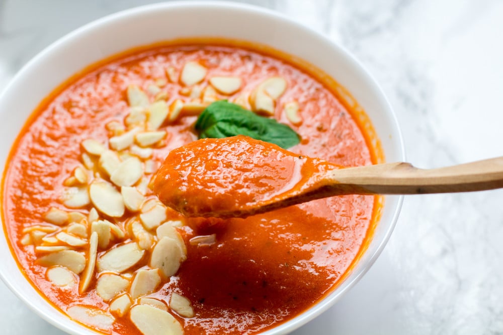 Gesunde Tomatensuppe mit Paprika