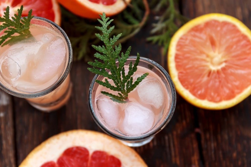 Greyhound Cocktail mit Gin und Grapefruit