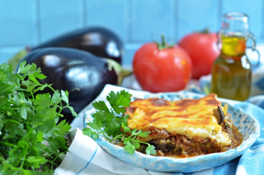 Griechische Moussaka mit Lamm Hackfleisch und Auberginen