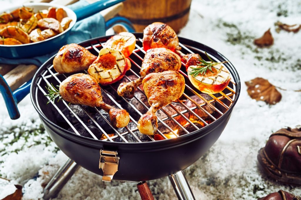 Grillen im Winter Die besten Tipps fürs BBQ im im Schnee