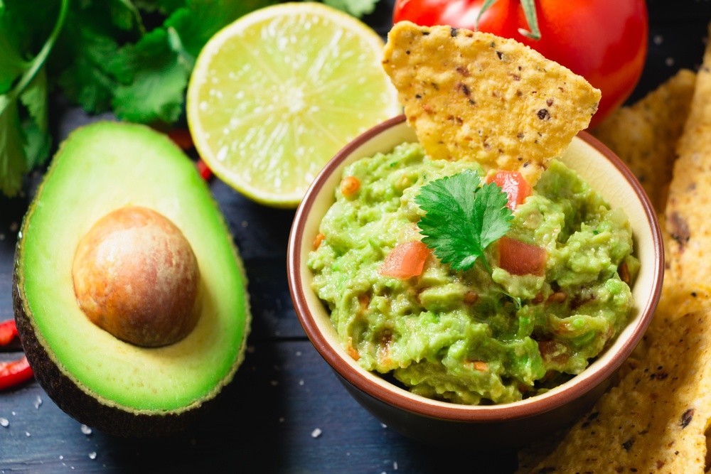 Guacamole mit Tomaten und Knoblauch selber machen