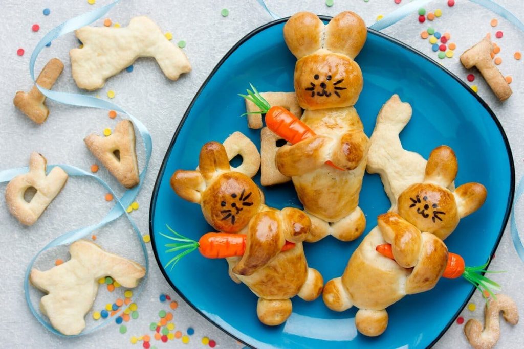 Hefehasen mit Kindern backen – Einfache Osterrezepte