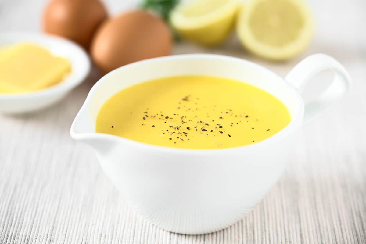 Helle Sauce Hollandaise für Spargelgerichte selber kochen