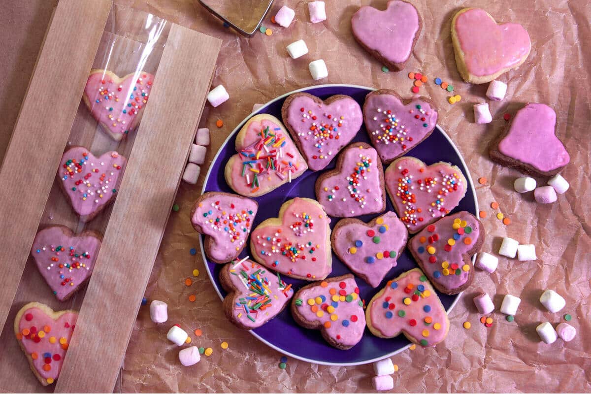 Herz Kekse zum Valentinstag oder Muttertag – Herz Plätzchen