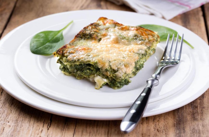 Herzhafte Spinatlasagne mit Ricotta und Parmesan