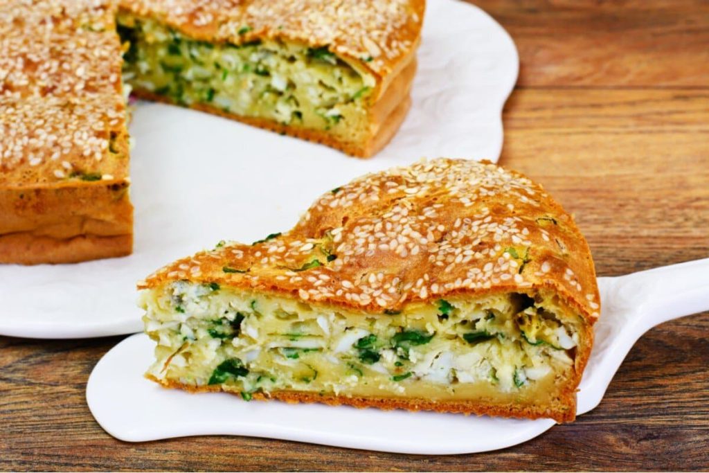 Herzhafter Kuchen mit Hähnchen