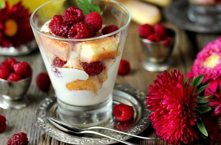 Himbeer Tiramisu mit Mascarpone und Joghurt – Himbeer Dessert