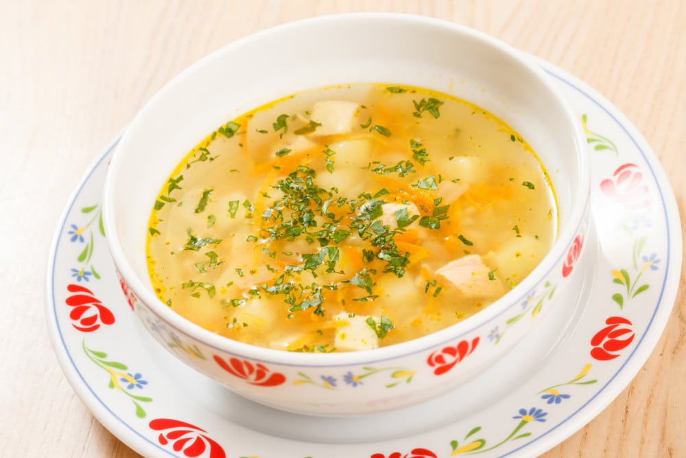 Hühnersuppe mit Kartoffeln