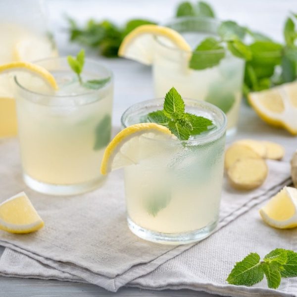 Ingwer Shot mit Zitronen und Honig