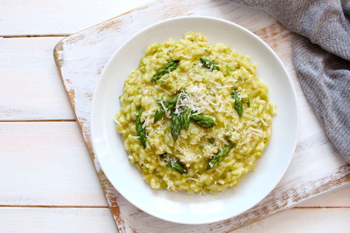 Italienisches Spargelrisotto mit Reis